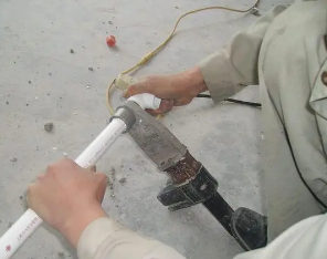 凤凰漏水维修电话